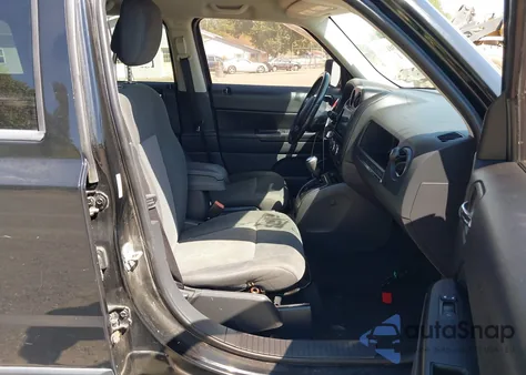 2012 Jeep Patriot Latitude из США, поврежденный, VIN 1C4NJPFA3CD538930